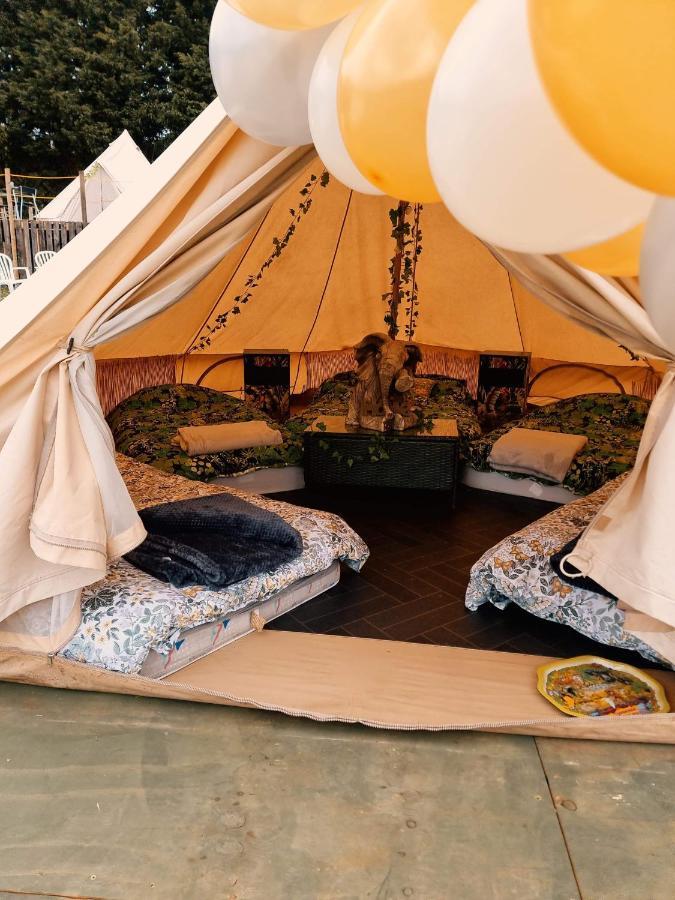 Walnut Tree Glamping Hotel Sturry Bagian luar foto